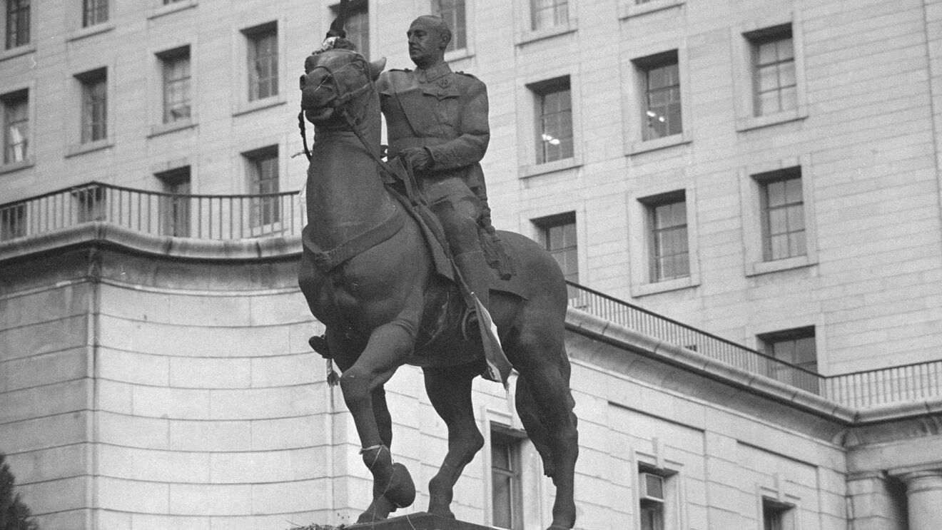 Statue Francisco Franco Madrid